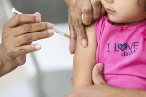 Leia mais sobre o artigo Duas unidades de saúde abrem para vacinação neste sábado em Corumbá
