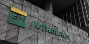 Leia mais sobre o artigo Petrobras divulga edital de concurso com 6.412 mil vagas