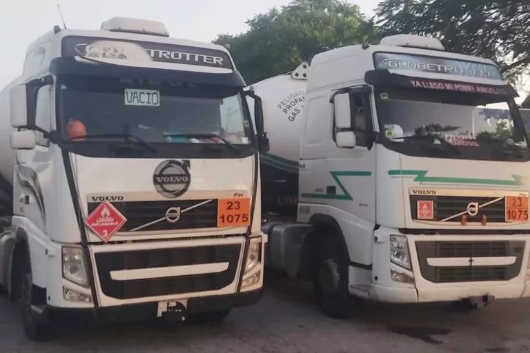 PRF prende motoristas bolivianos por conduzir caminhões embriagados na BR-262