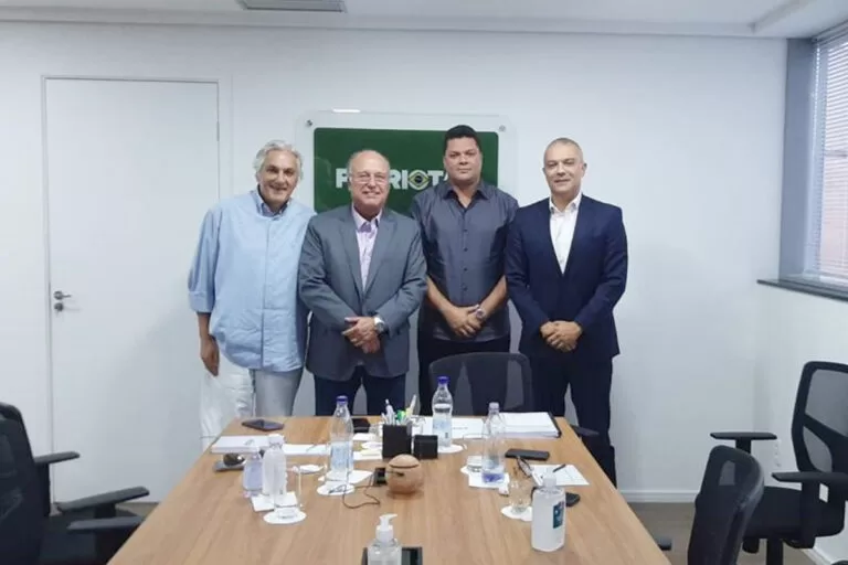 Delcídio do Amaral é empossado como presidente do PRD em Mato Grosso do Sul