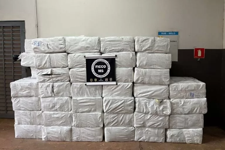 Traficantes são presos com duas toneladas de maconha em Campo Grande