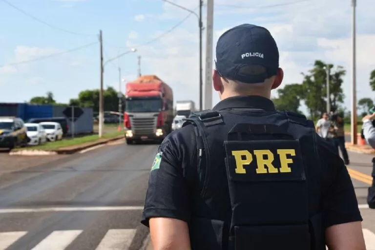 PRF encerra Operação Natal 2023 com registro de 30 acidentes e 8 mortes nas rodovias em MS