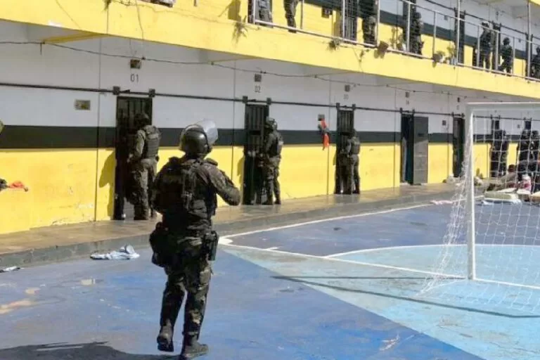 Penitenciária de Dourados recebe 2ª fase de operação para combater uso de celular  por detentos