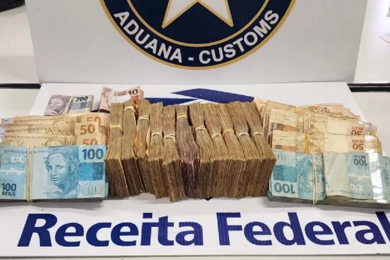 Boliviana é apreendida com R$ 82 mil reais em trilha clandestina