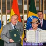 Brasil e Bolívia assinam acordo para ampliar produção de fertilizantes