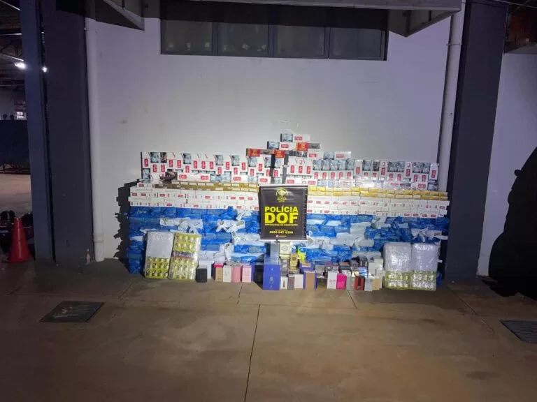 DOF apreende carro carregado com materiais de contrabando e descaminho em Areal Moreira