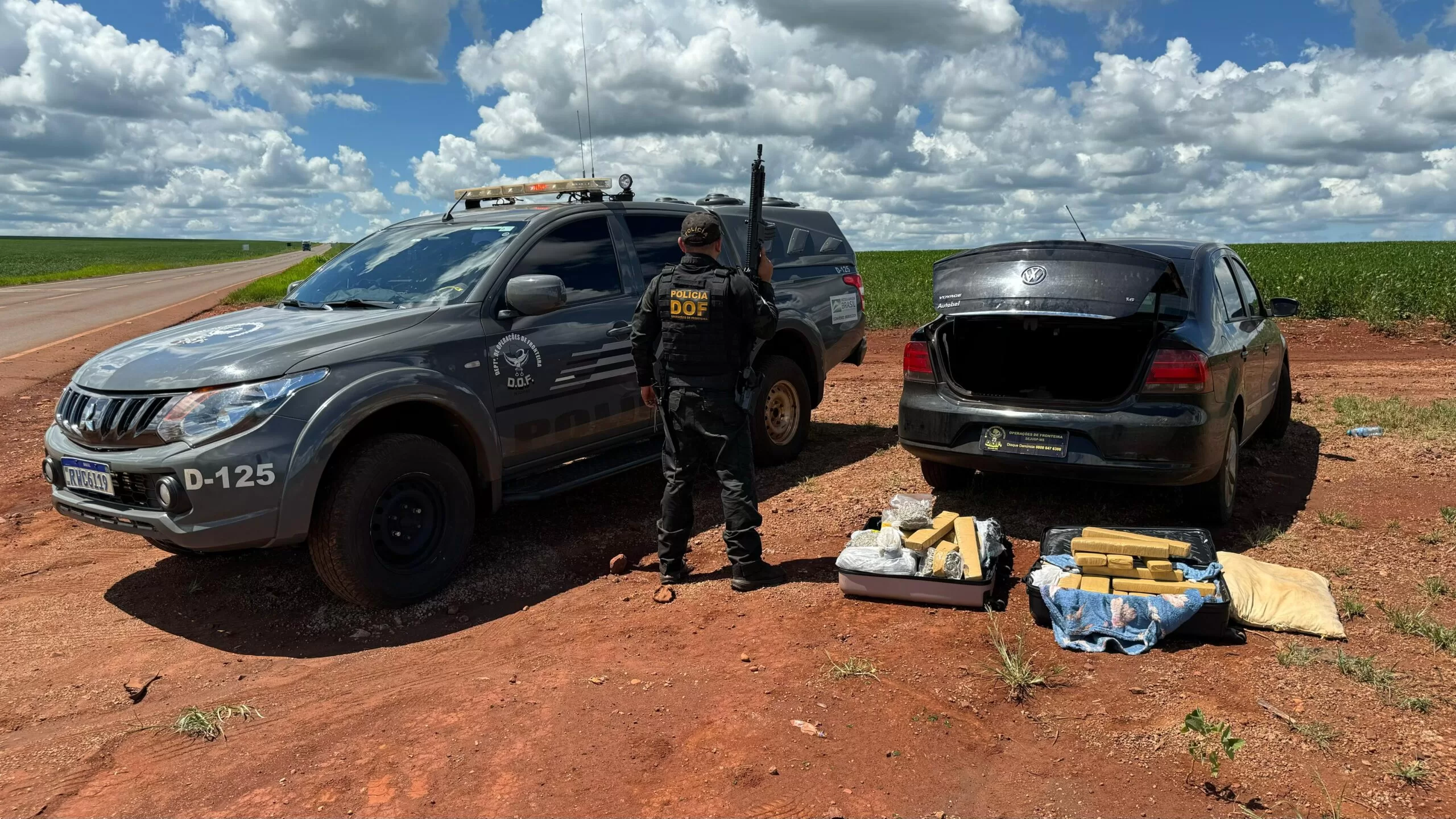 Você está visualizando atualmente Homem que seguia para Mato Grosso com mais de 50 quilos de drogas é preso pelo DOF em Ponta Porã