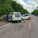 Uma pessoa morre e seis ficam gravemente feridas em colisão frontal na BR-262