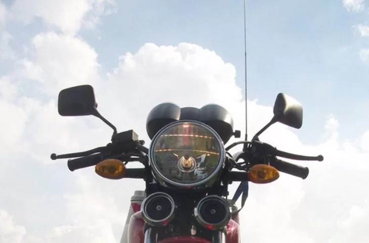 Você está visualizando atualmente Antena corta pipa é recomendada pelo Detran para prevenir acidentes com motociclistas