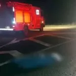 Deitado em plena BR-267 homem morre atropelado por ônibus em MS