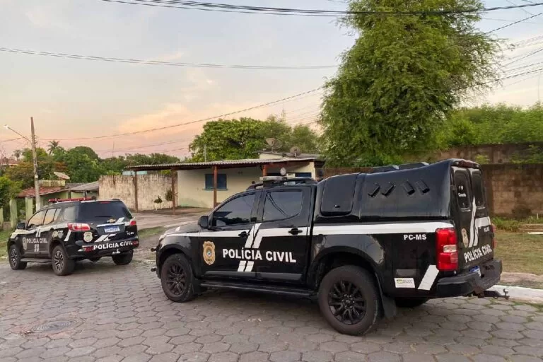 DENAR cumpre mandados de prisão e busca e apreensão em Corumbá