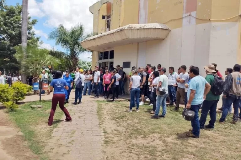 Agentes de Saúde e Endemias de Corumbá cobram pagamento de incentivo financeiro