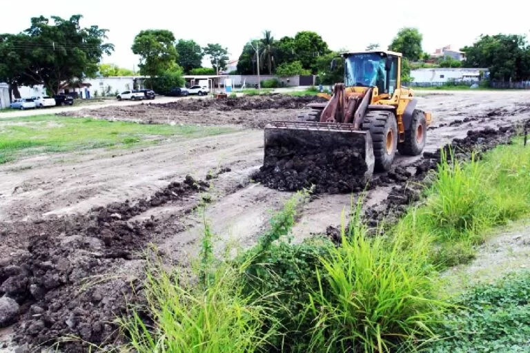 Prefeitura de Ladário divulga cronograma para reparação de vias