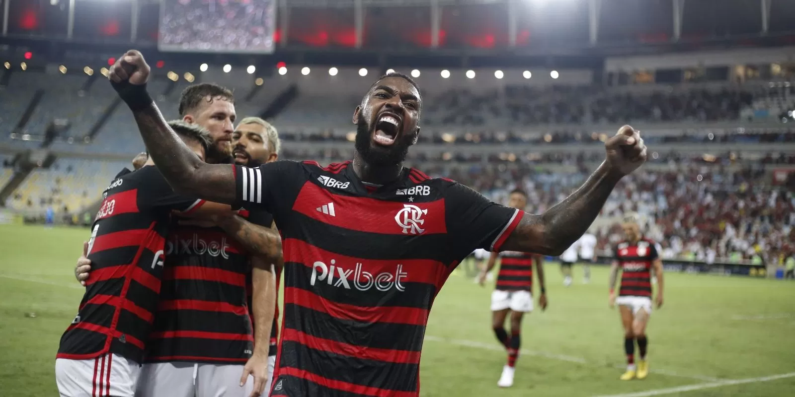Você está visualizando atualmente Carioca: Flamengo arranca vitória em clássico com Botafogo