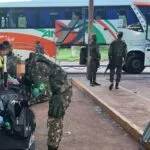 Boliviano é detido pelo Exército em MS com quase R$ 90 mil em ônibus