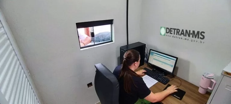 Detran-MS implanta guichê de atendimento em pátios credenciados da Capital