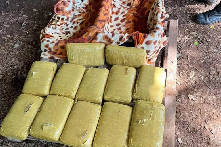 Exército apreende 13 kg de maconha com boliviano em Corumbá