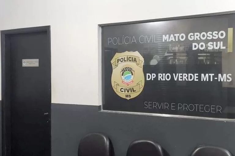 Mulher afirma ter matado marido em legítima defesa após agressão