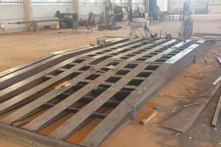 Reparos na ponte sobre o Rio Paraguai seguem após feriado de Carnaval