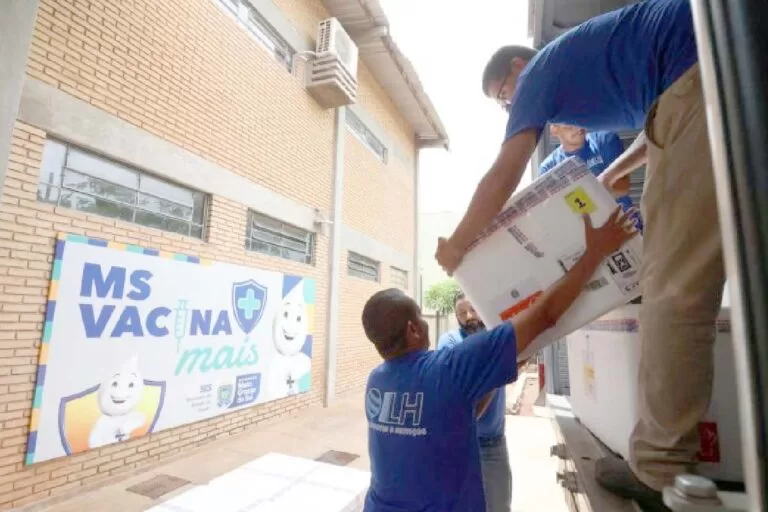Corumbá e Ladário vão receber segundo lote de vacinas contra dengue em MS