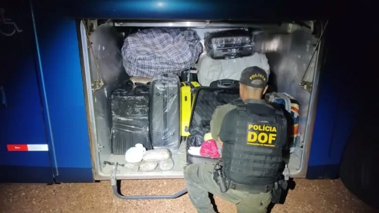 DOF prende passageiro de ônibus com skank em Ponta Porã