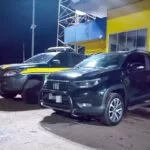 PRF recupera veículo roubado e com placas adulteradas em Corumbá