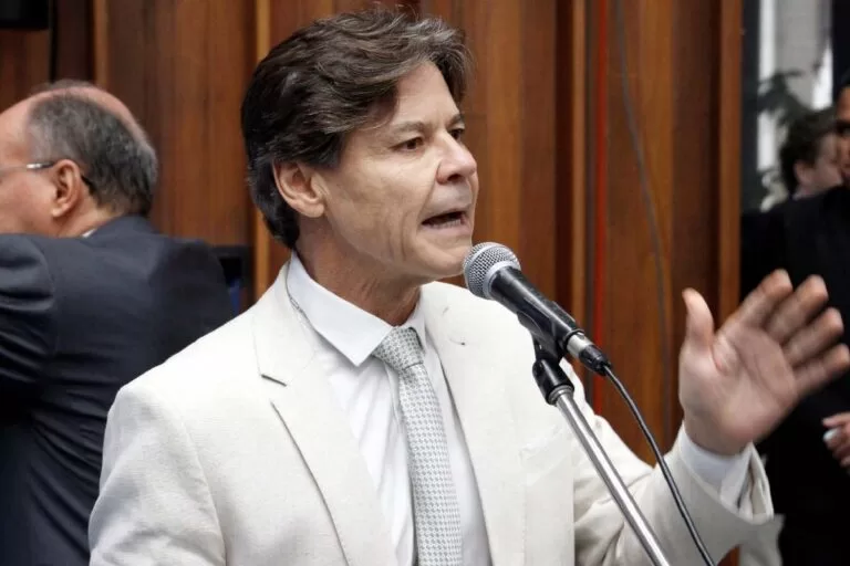 Paulo Duarte compõe comissão que vai avaliar e propor soluções ao déficit do MSPREV