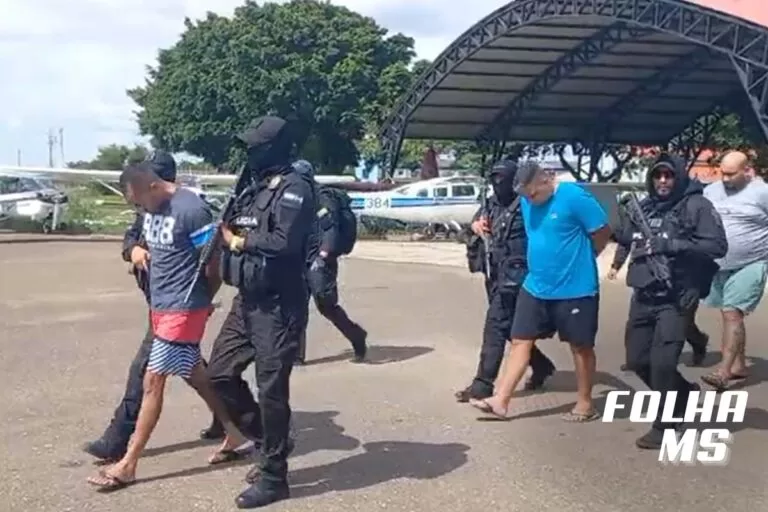 Apontados como membros do PCC são extraditados da Bolívia para o Brasil