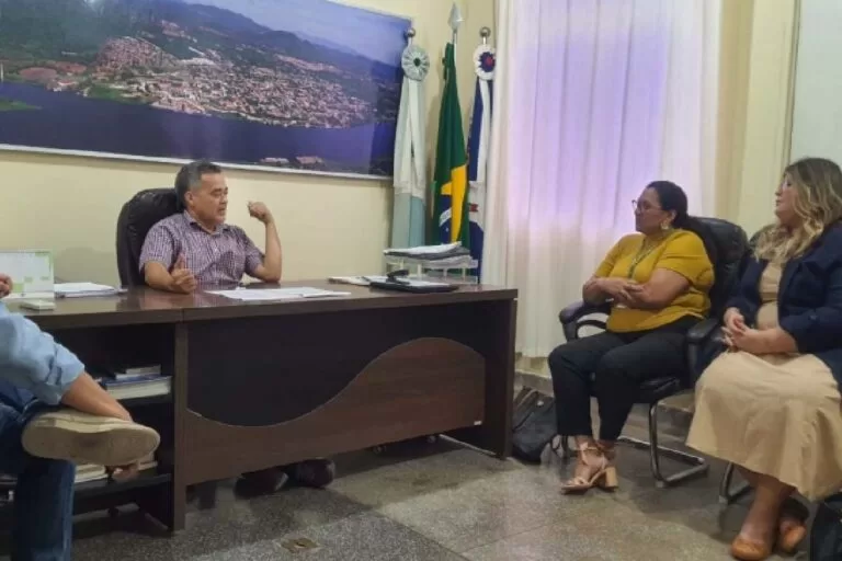 Prefeitura de Ladário e IFMS discutem parceria para formação técnica e superior