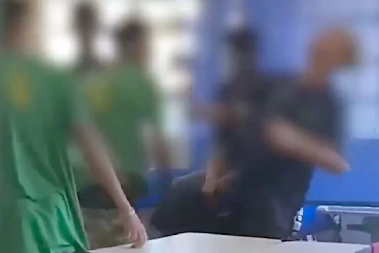 Adolescente desmaia após agressão em sala de aula em Campo Grande