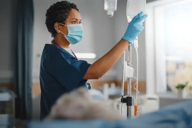 Aprovado Projeto de Lei que institui 30 horas de jornada a profissionais de enfermagem em Corumbá