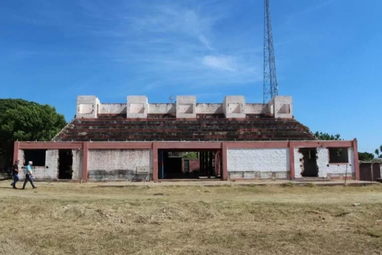 Prefeitura de Ladário convoca 2ª colocada em licitação para retomar obras no Estádio Vicente Fortunato