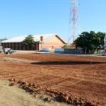 Ladário ganha praça esportiva com pista de skate e quadras de areia