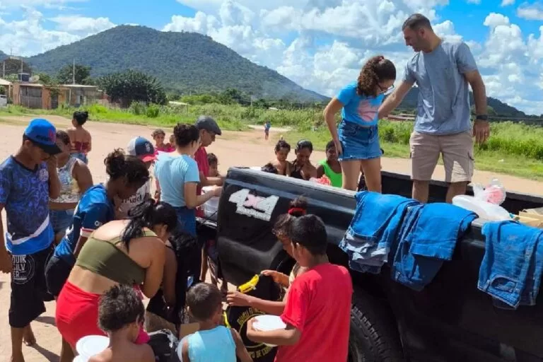Ação solidária atende famílias em situação de vulnerabilidade social em Corumbá