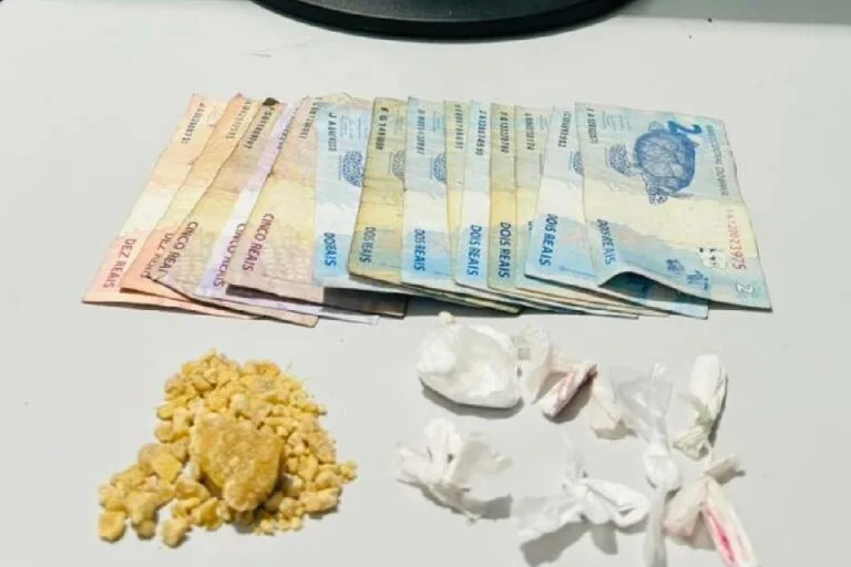 Traficante é detido em flagrante no Bairro Borrowisk durante ação da Força Tática