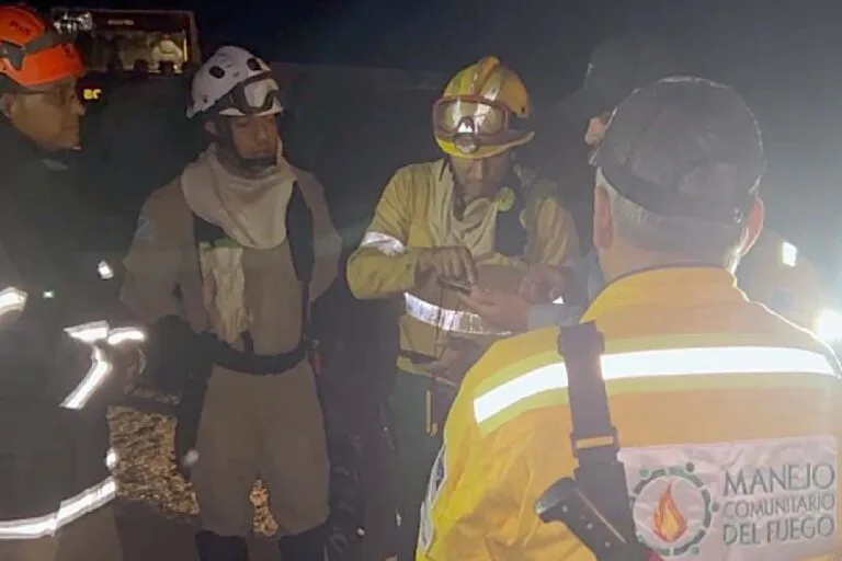 Incêndio ameaçava atingir comunidade com 80 famílias em Puerto Suárez