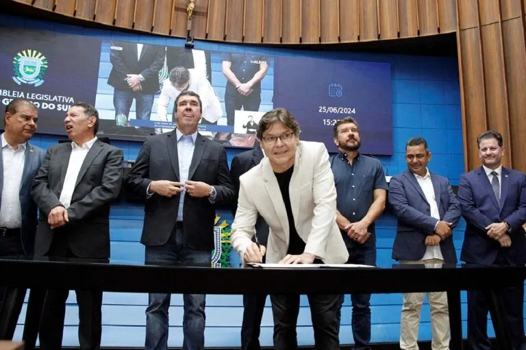 Paulo Duarte destina mais de 1 milhão em emendas para Corumbá e Ladário