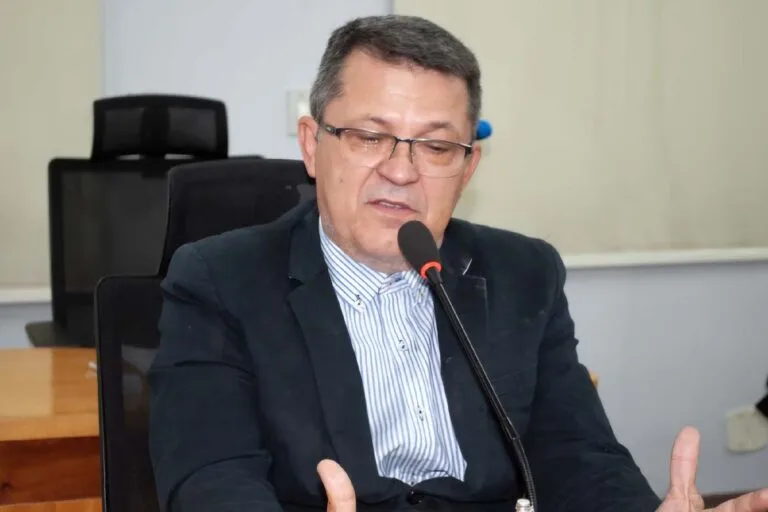 Vereador sugere estrutura para transformar terminal em um centro comercial