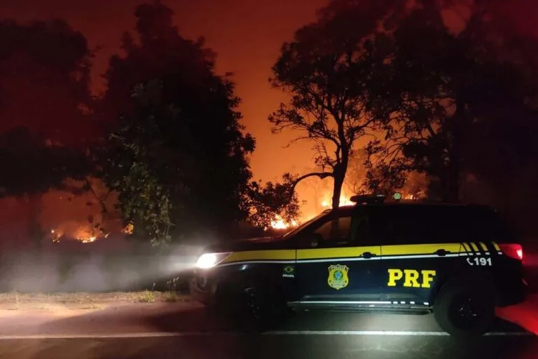 PRF reforça patrulhamento na BR-262 para combater efeitos das queimadas no Pantanal