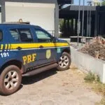 PRF apreende mais de 100 kg de pasta base em abordagem na BR-262