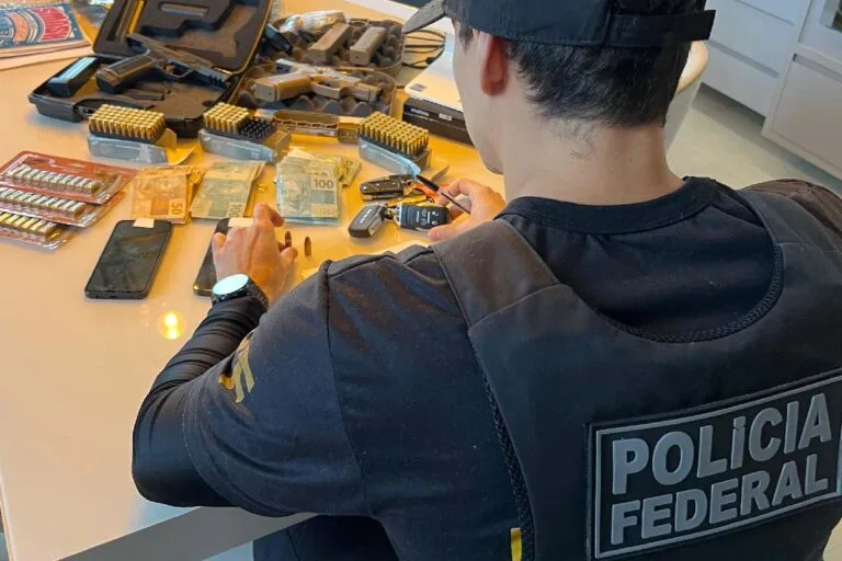 Operação da PF apreende bens de luxo em operação contra sonegação e tráfico em Corumbá