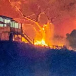 PMA resgata famílias cercadas por fogo em Corumbá