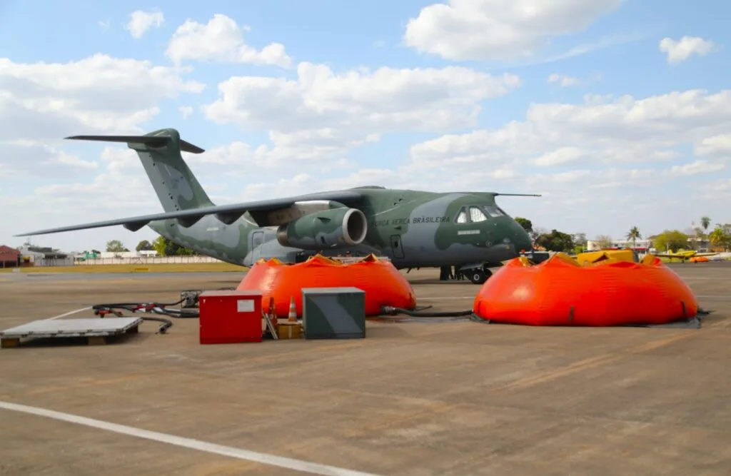 Operacao Pantanal operacao a aeronave KC 390 Millennium Foto Saul Schramm 1 1536x1000 1