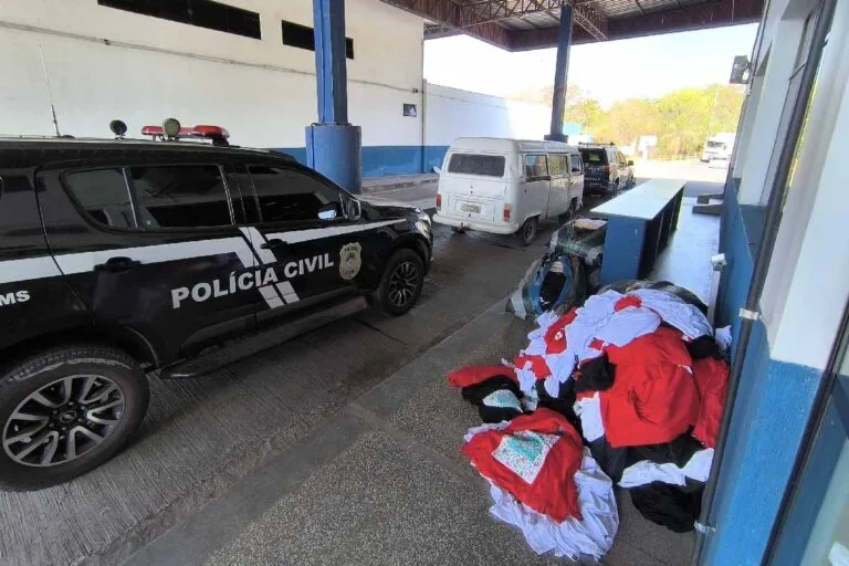 Receita Federal e Polícia Civil apreendem meia tonelada de mercadorias em Corumbá