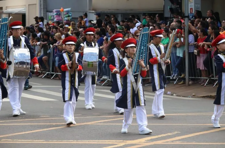 Você está visualizando atualmente Escolas estaduais, forças de segurança e Armadas se apresentarão no desfile de 7 de Setembro