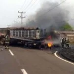 Acidente entre duas carretas na BR-060, em Bela Vista, mata quatro pessoas |vídeo