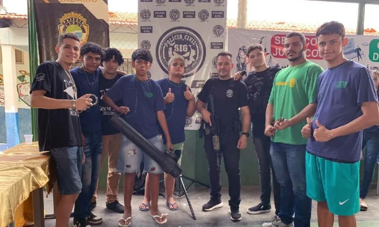 Polícia Civil realiza palestra na 1ª Feira das Profissões em Ladário