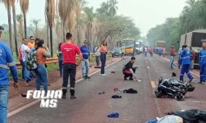 Leia mais sobre o artigo Motociclista morre em colisão com caminhão na BR-262, em Corumbá