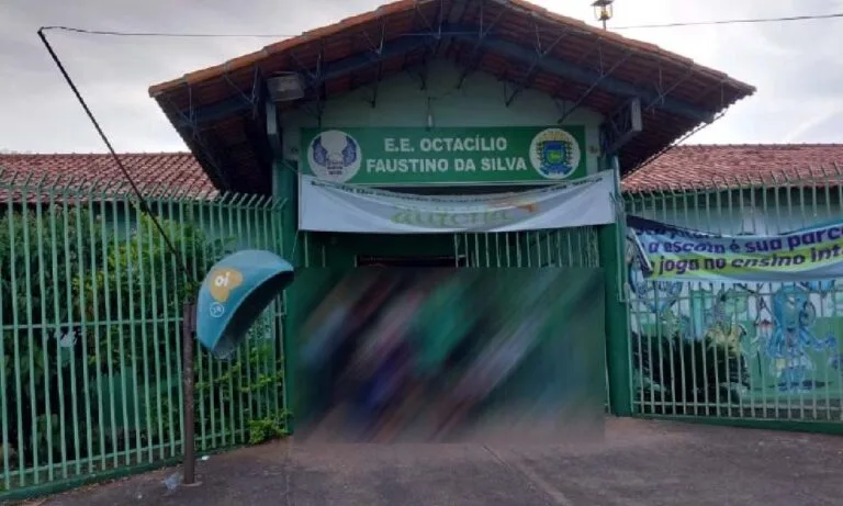 Briga entre estudantes termina com jovem esfaqueado em Corumbá