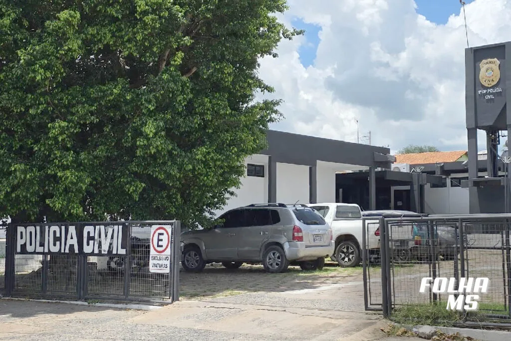 Folha MS - Notícias de Corumbá, Ladário e todo Estado de Mato Grosso do Sul 11 Agredido pelo filho